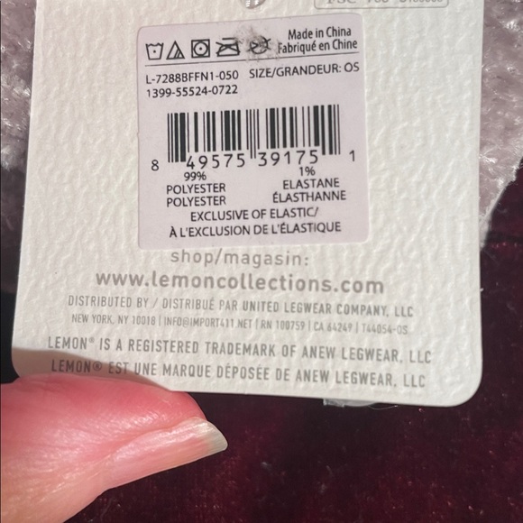 “Hostpick”NIB 3 Pair of “Lemon” Socks - Picture 5 of 5